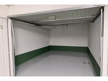 parking / box paris 16