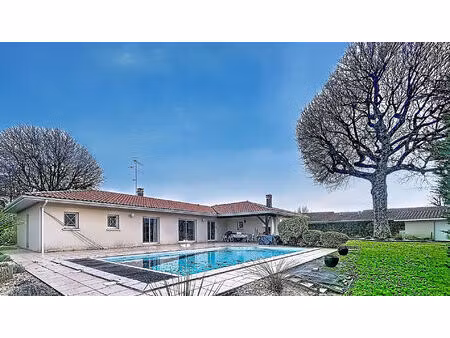 maison de plain pied biscarrosse : 161m²+53.5 de garage + dépendance