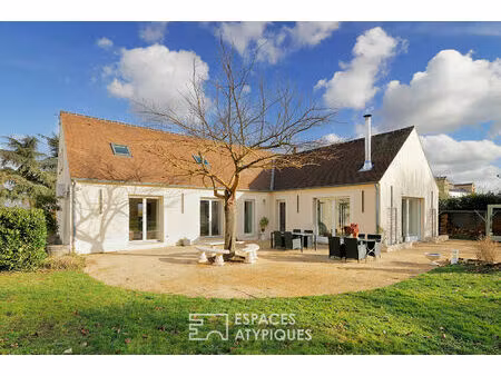 charmant pavillon familial rénové  grands espaces et beau jardin