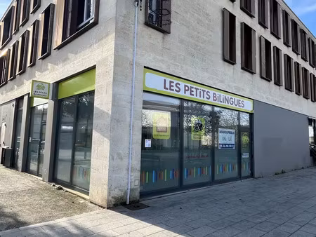 local commercial 67 m² pessac centre