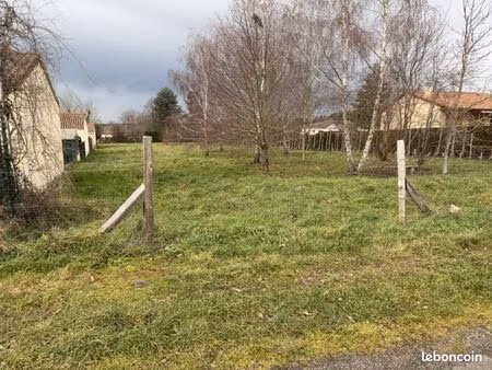 terrain 2 613 m² rochechouart