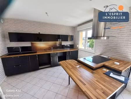 propriété 5 pièces 127 m²