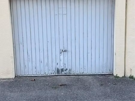 location garage avec électricité possible