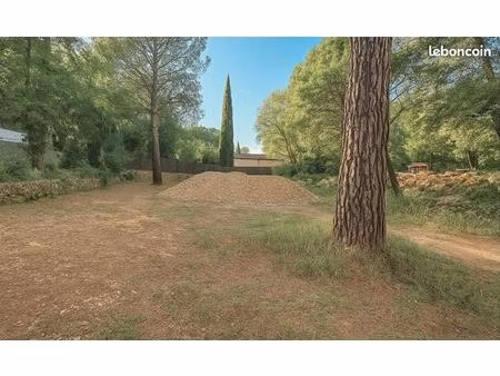 terrain 1 008 m² camps la source