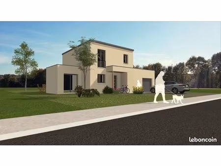 maison 114 m² plouvara