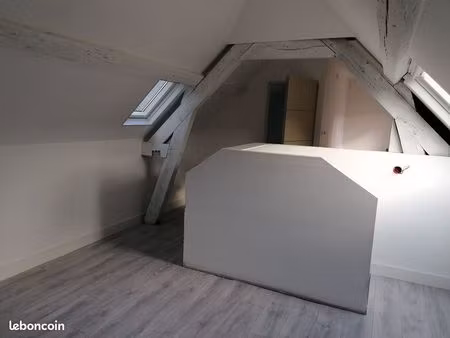 charmant t1 baigné de lumière au cœur d’une résidence paisible