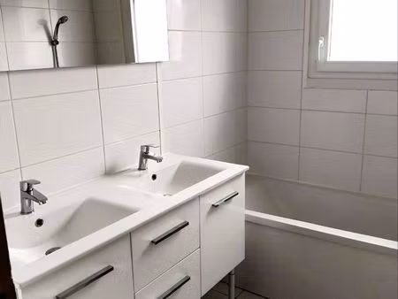 loue maison 3 pièces