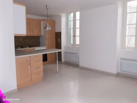 location f4 vic en bigorre