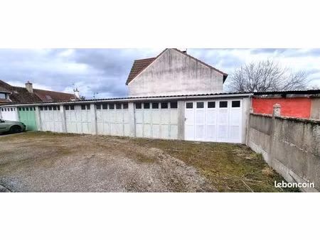 garage à louer
