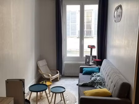 a loué joli appartement f2 en hyper centre