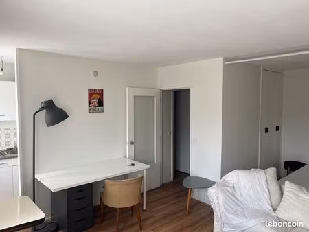 t1bis 28m2+ parking rue emile combes