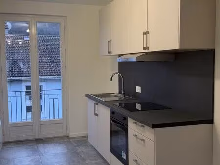 appartement t3 65 m2 plein centre