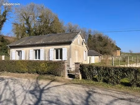 maison - 4 pièces - 75m²
