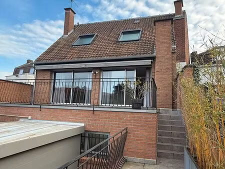 appartement 5 pièces de 155.96 m² avec terrasse  jardin et garage – wattignies