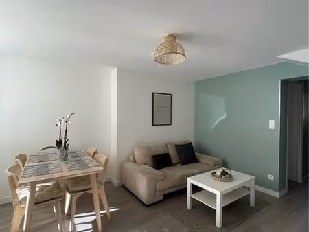 location maison de ville meublée