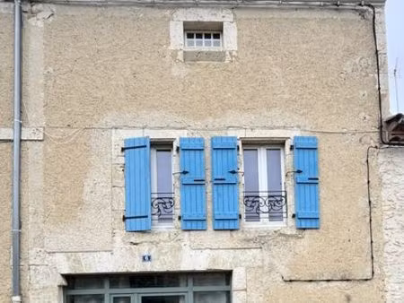 maison de village 4 pièces 80 m²