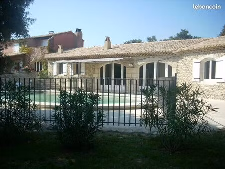maison meublée avec piscine grignan