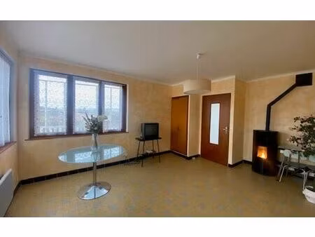 location appartement  m² t-4 à oraison  900 €