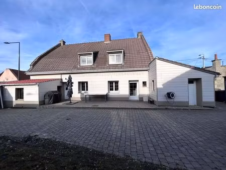 longère 4 pièces 107 m²