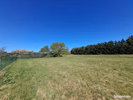 terrain 1020 m² tarabel