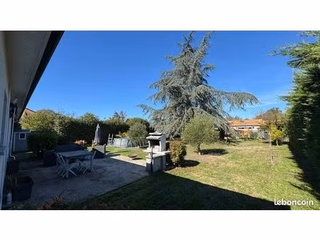 maison plein-pied 3 chambres + bureau et garage