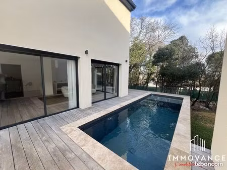 villa 4 pièces 104 m²