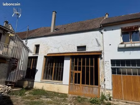 local/ box/ stockage