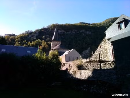 location maison village avec jardin a louer