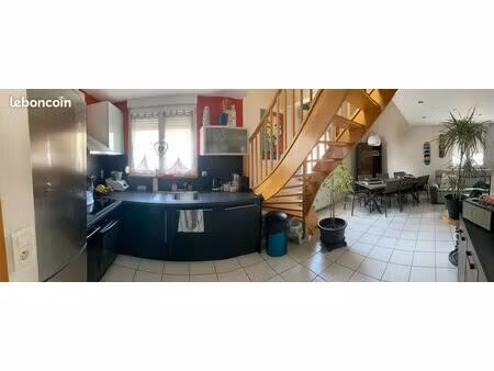 appartement f4 duplex centre ville morteau + garage