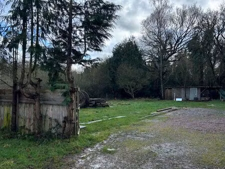 loue terrain de loisirs avec eau et électricité