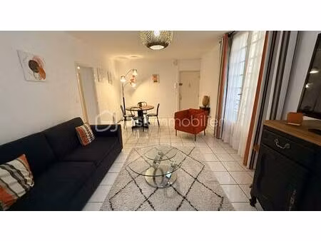 immeuble mixte de 350 m² à pezenas