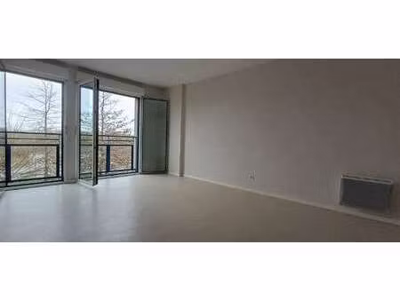 location appartement 2 pièces à redon (35600) : à louer 2 pièces / 44m² redon