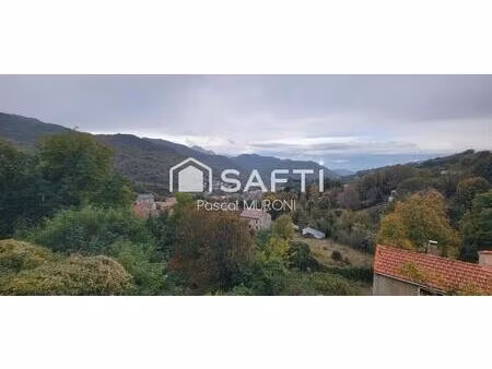 maison de village à rénover entièrement.