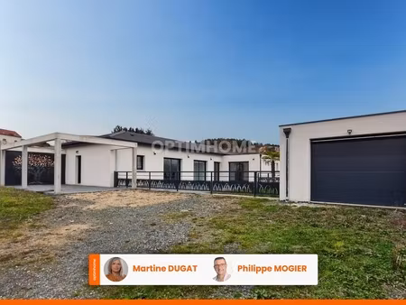 maison de plain-pied de 2021  3 chambres et piscine chauffée à quelques minutes de vichy