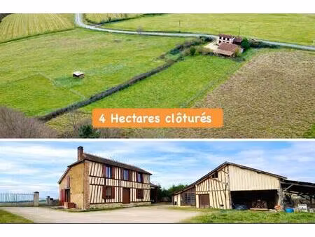 ferme traditionnelle pierre/colombage avec grand terrain clos