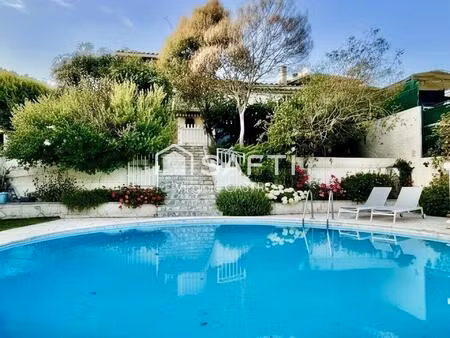 maison 5 pièces 139 m² avec piscine & vue /esterel - proche mer