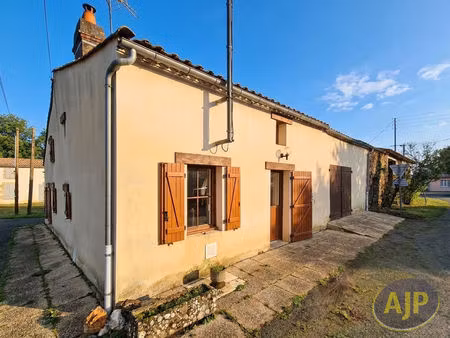 maison montaigu vendee 4 pièce(s) 71 m2