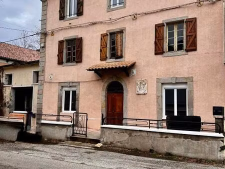 maison de village r+2-238 m2- fort potentiel professionnel et locatif