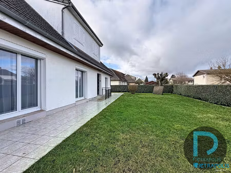 maison traditionnelle de 133m² - plain-pied - 3 chambres (possi