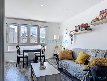 l'hyper centre sans le vis à vis