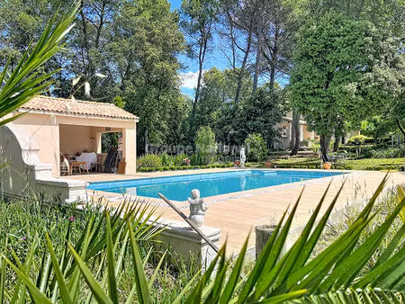 maison piolenc 146 m²   4 chambres  terrain de 4 003 m² avec piscine et garage