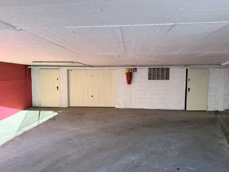 quadruple garages