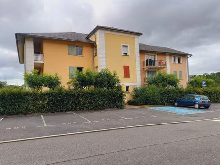 location appartement 2 pièces 41 m² à rodez (12000)