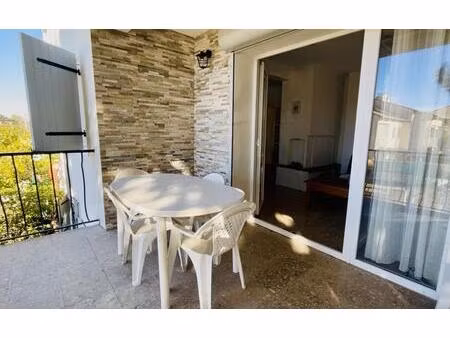 rare : bel appartement t3 lumineux avec grand balcon et parking privé