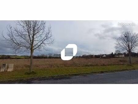 terrain 5 000 m² freneuse