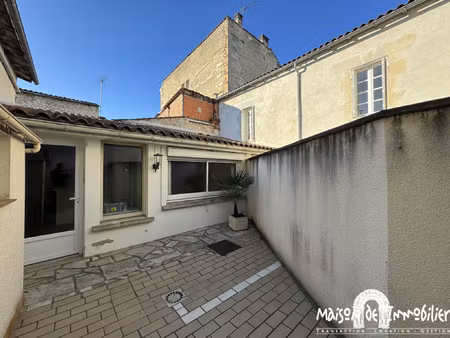 a louer à cognac - maison de ville meublée - 2 pièces - 36m2