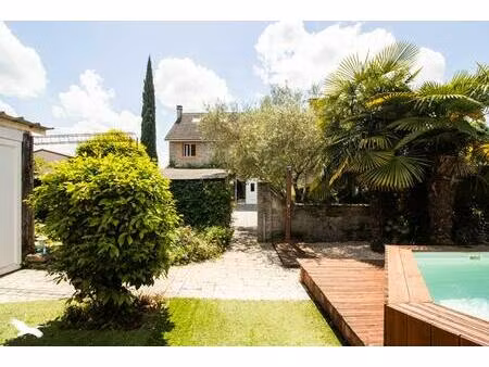 vente maison 6 pièces 200 m² artix (64170)