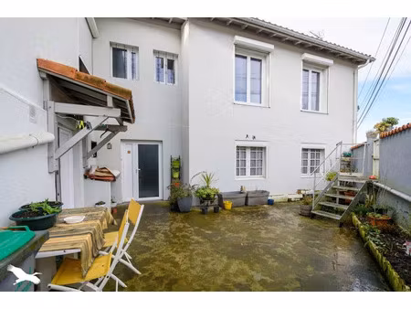 vente maison 8 pièces 147 m² hagetmau (40700)