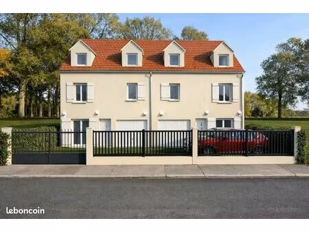 maison 6 pièces 106 m²