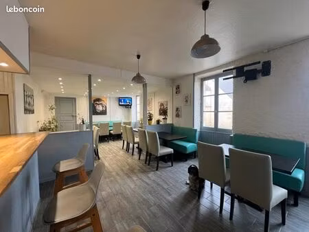 immeuble 5 pièces 310 m²